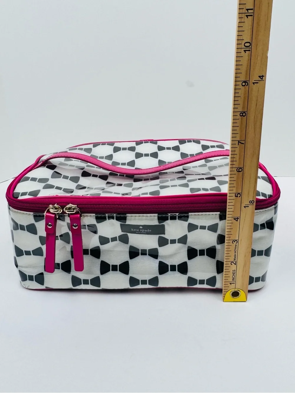 Kate Spade 2 piece set Whitehall Court Colin Make-Up Cosmetics Travel Bags.